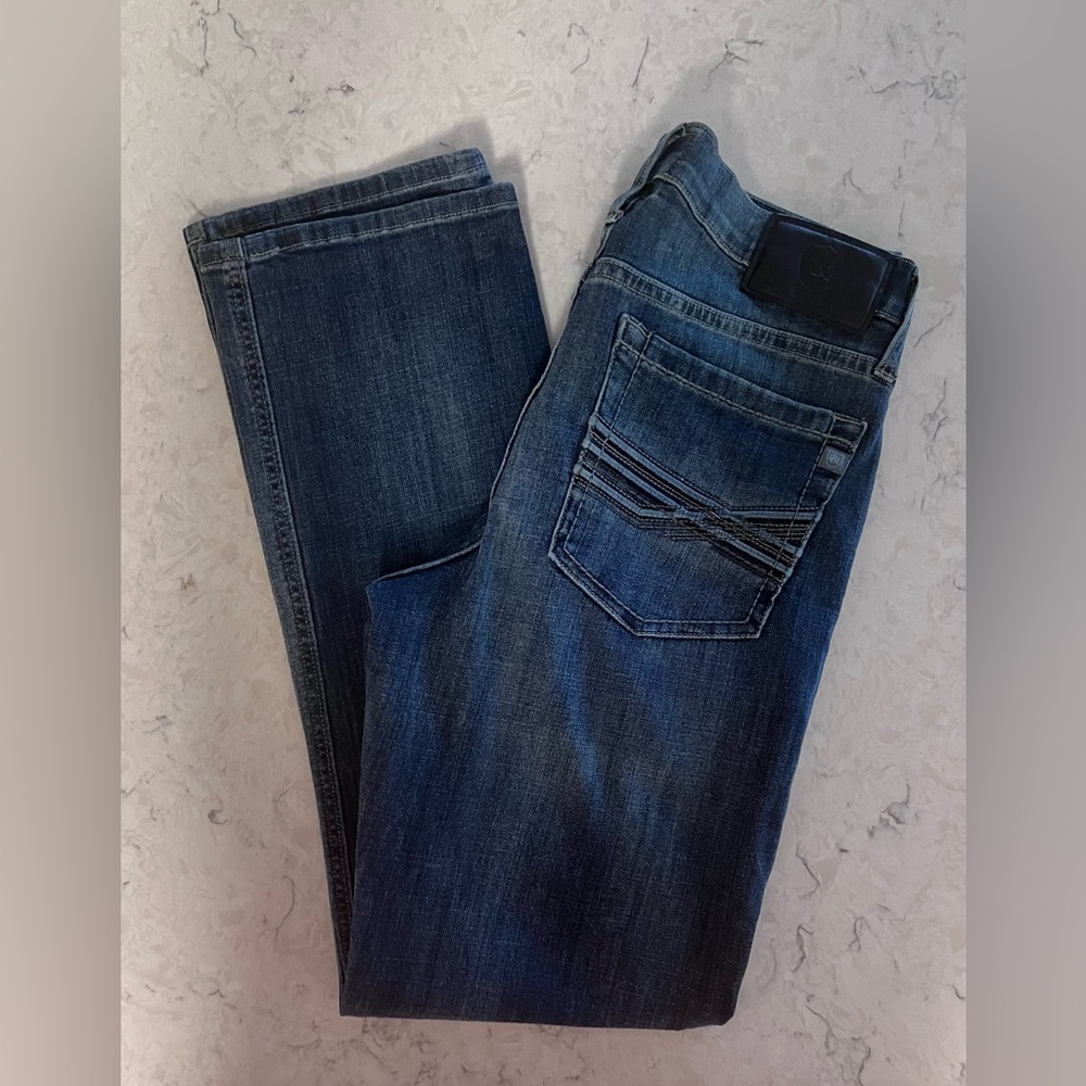 Men’s Rock & Republic Straight Leg Blue Jeans with 11” rise  Sz- 32 X 34